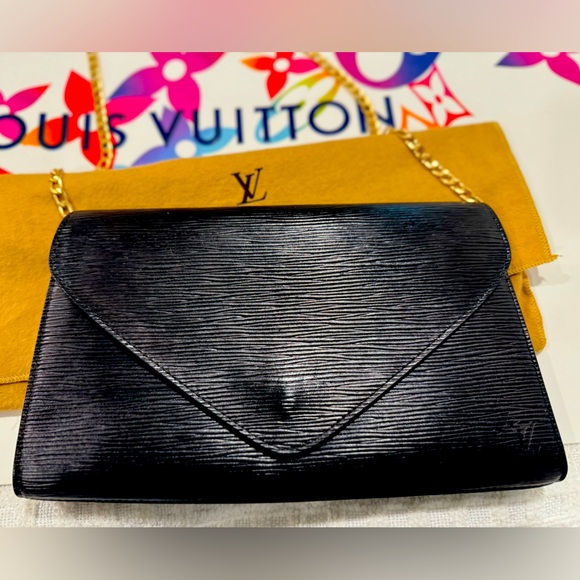 Louis Vuitton Authentic Vintage Epi Art Deco Clutch in Black-EUC! - Picture 1 of 9